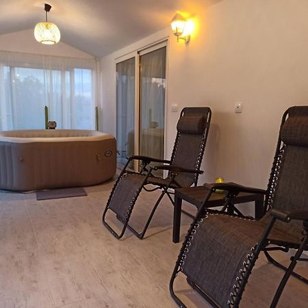 Holiday House Vela Vrta Sveti Ivan Dobrinjski Eksteriør billede