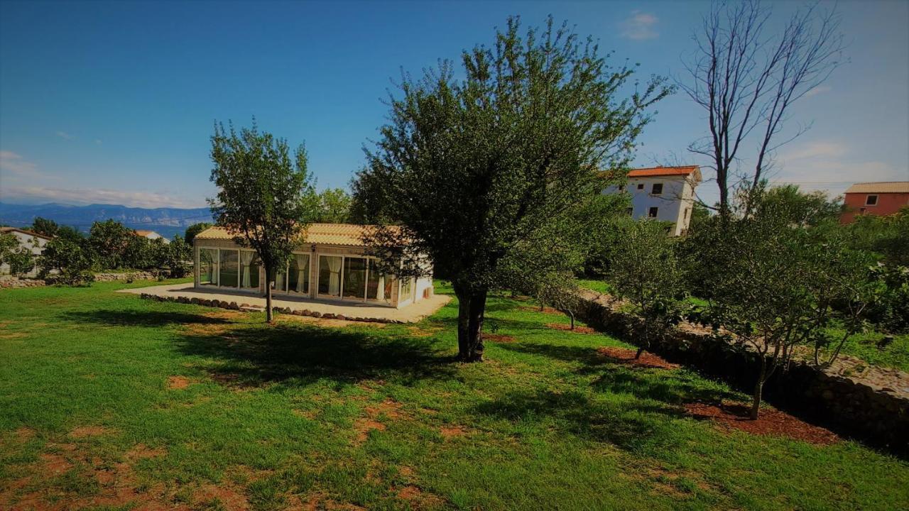 Holiday House Vela Vrta Sveti Ivan Dobrinjski Eksteriør billede